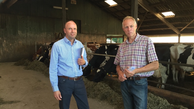 Auf dem Landwirtschaftlichem Betrieb von Familie Rolfs Auf dem Landwirtschaftlichem Betrieb von Familie Rolfs