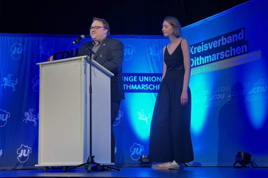 CDU-Kreisvorsitzender Christian Poltrock und JU-Kreisvorsitzende Anna Hein