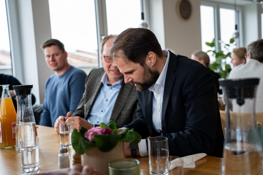 Dr. Frederik Hogrefe