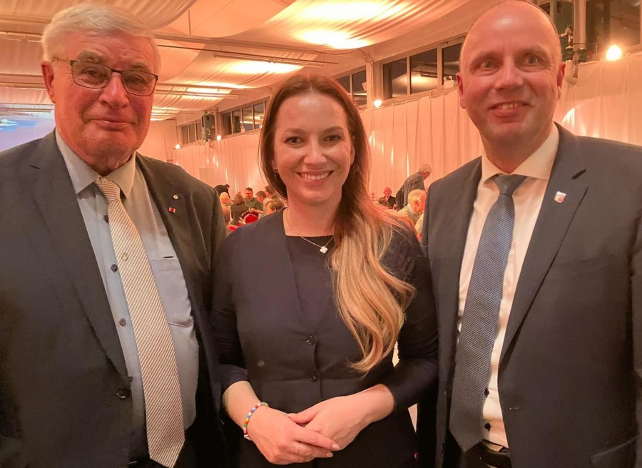 Mit Holger Schwien und Innenministerin Magdalena Finke