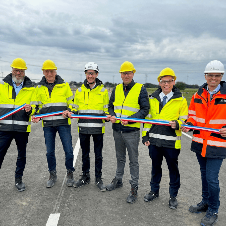 Autobahn-Zufahrt kurz vor der Eröffnung