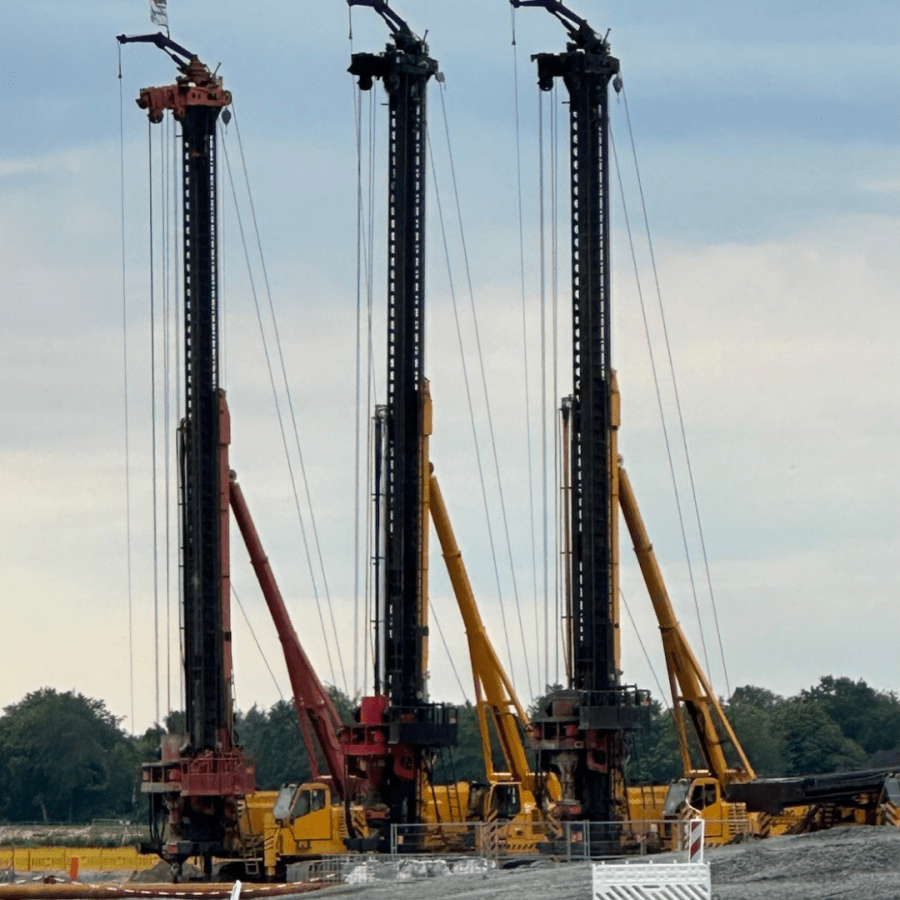 reger Betrieb auf der Northvolt-Baustelle