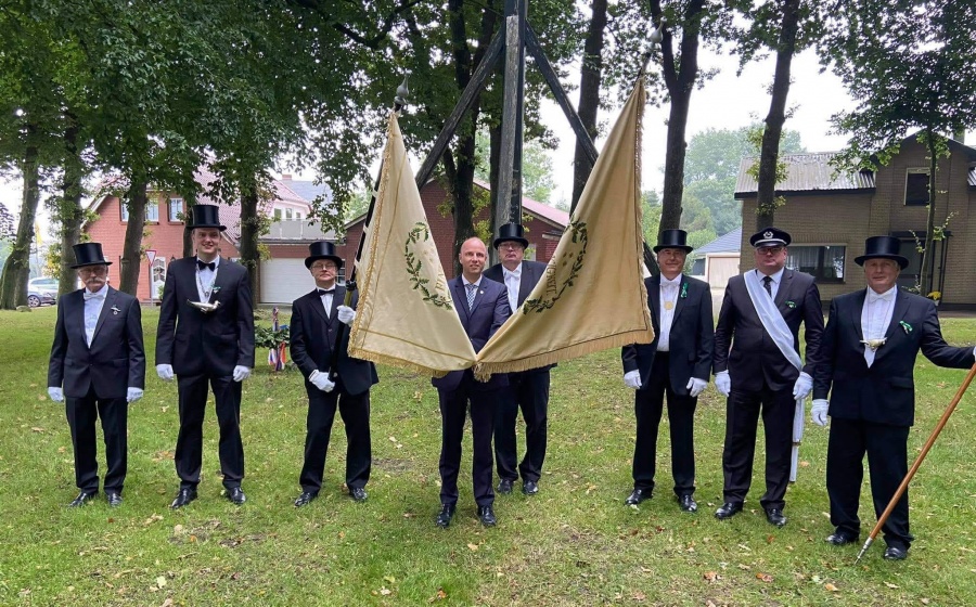 Fahnenweihe Papagoyengilde Süderheistedt