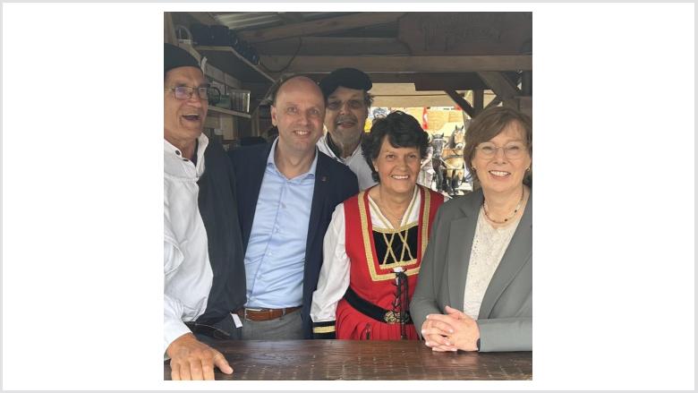 Beste Laune während der Eröffnung