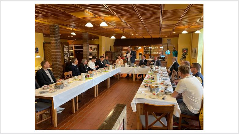 MIT Unternehmerfrühstück MIT Unternehmerfrühstück