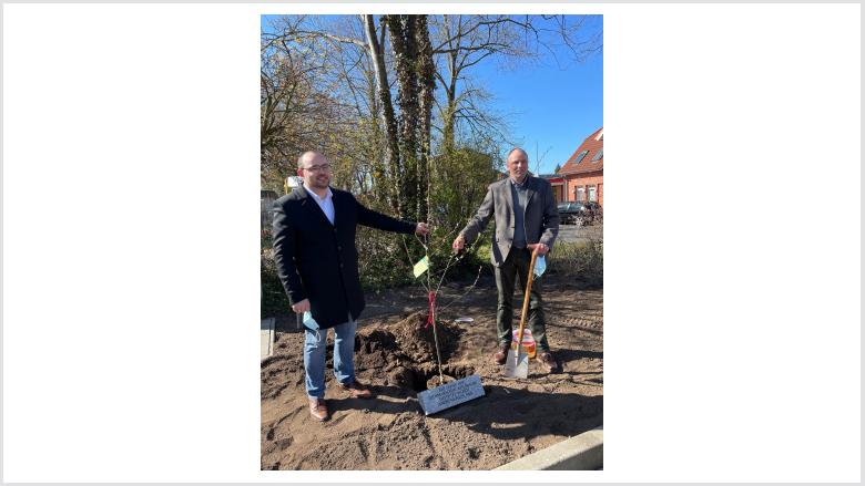 Apfelbaum für den Verein HHG Kropp