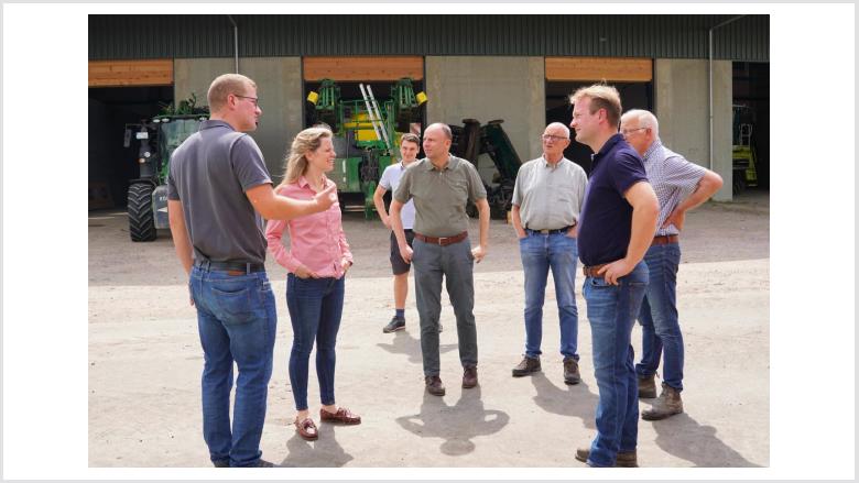 Unterwegs mit Landwirtschaftsministerin Cornelia Schmachtenberg