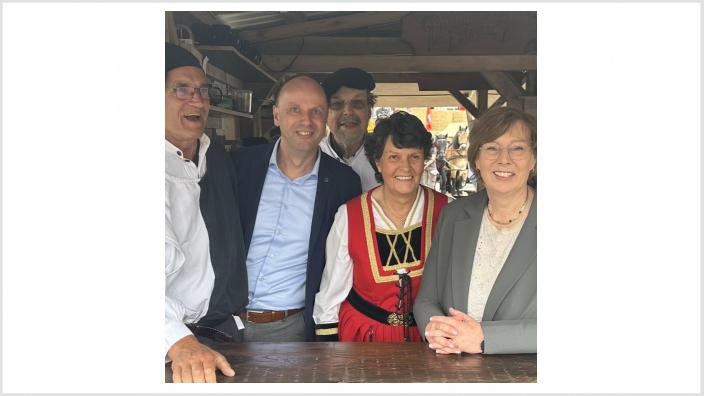 Beste Laune während der Eröffnung